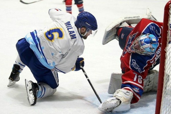 «Мне пришлось...». Бывший голкипер «Барыса» и сборной РК отказался от казахстанского гражданства и отправился в «ад»