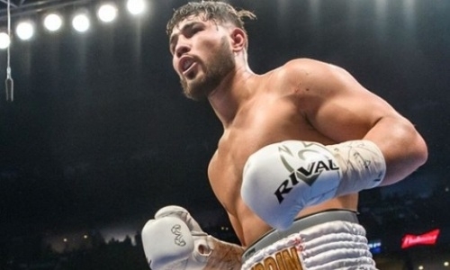 Казахстанский нокаутер испугал сразу пять известных боксеров. С ним просто не хотят драться