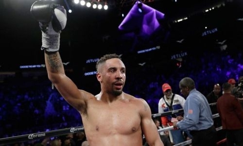 «Странные вещи». Промоутер «Канело» ответил на критику Уорда и взял его на «слабо»