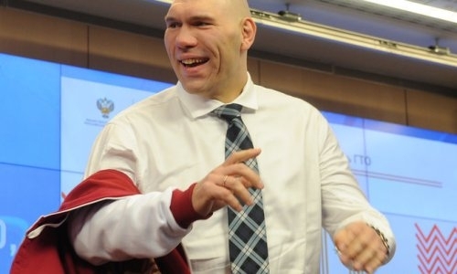 «Интересуется, читает, учится, самосовершенствуется». Николай Валуев назвал боксера, который ему нравится