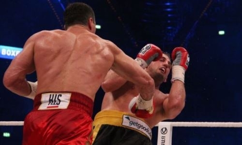 Ровно семь лет назад Владимир Кличко брутально нокаутировал небитого на тот момент боксера. Видео