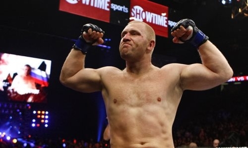 «Было желание заразиться коронавирусом». Известный российский боец ММА удивил заявлением