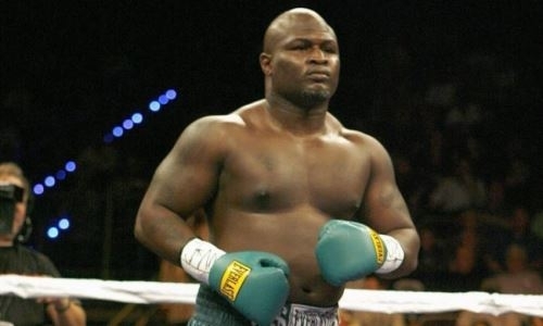 «Позвоните мне». Еще один легендарный боксер вслед за Тайсоном и Холифилдом готов вернуться в ринг