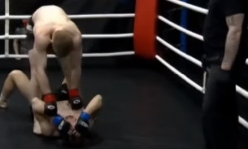 Дебютант ММА жестоким нокаутом победил на турнире M-1 Global. Видео