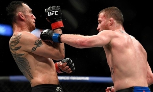 Как выглядело лицо Фергюсона после кровавого боя с Гэтжи. Фотофакт