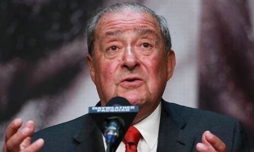 Пославший Головкина глава Top Rank назвал суммы выплат боксерам на ближайшее время