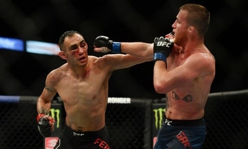 Стали известны гонорары Фергюсона с Гэтжи и других участников турнира UFC 249