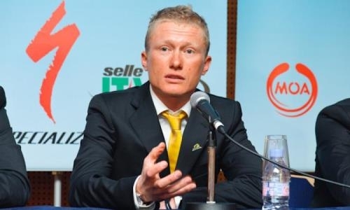 «Если не будет гонок, наша команда исчезнет». Винокуров сделал тревожное заявление