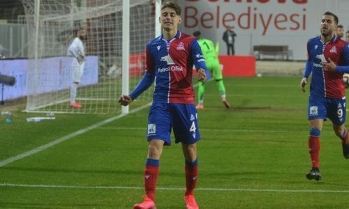 «Были отправлены в изгнание в Казахстан». СМИ Турции рассказало удивительную историю 17-летнего футболиста из Тараза, обещающего стать футбольной звездой первой величины