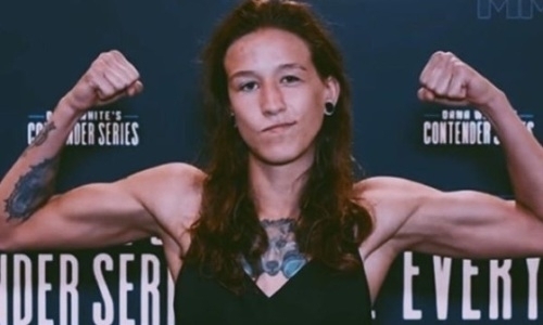 Первая казахстанка в UFC узнала новую дату дебютного боя