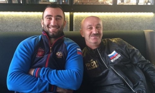 «Даже Мухаммед Али так делал». Тренер Гассиева удержал его от повторения «пути Головкина»