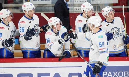 «Даст многое». Никита Михайлис оценил камбэк канадского форварда в «Барыс»