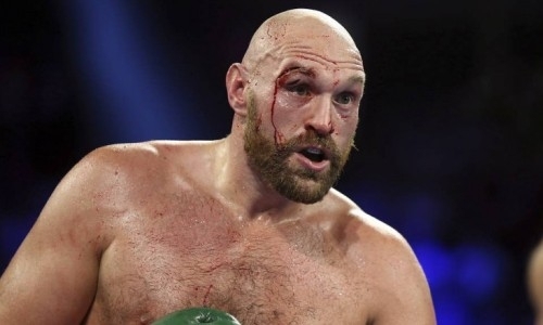 Чемпион WBC рассказал, как многократно отправлял на канвас Тайсона Фьюри