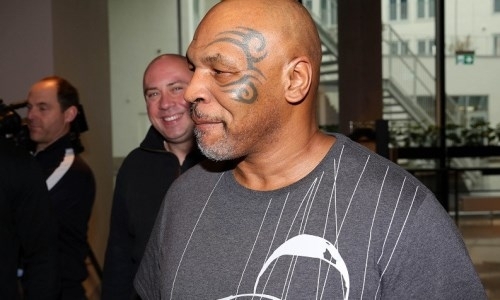 Майку Тайсону предложат 20 миллионов долларов за бой на кулаках с легендой ММА