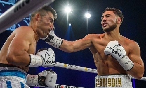 Чемпион WBC Садриддин Ахмедов показал процесс написания своего портрета. Видео