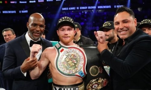 Головкин? Промоутер «Канело» назвал тройку лучших боксеров мира