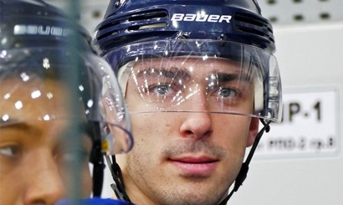 Критиковавший судей хоккеист отказался от просмотрового контракта в России и остался в казахстанском клубе