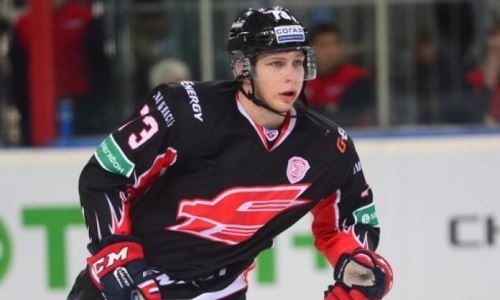 Проигравший «Барысу» в плей-офф «Металлург» заключил пробные контракты с экс-игроками «Авангарда»