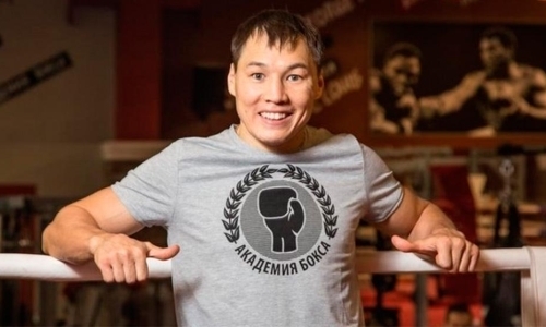 «500 миллилитров теплой воды». Экс-чемпион мира раскрыл свои главные жизненные принципы