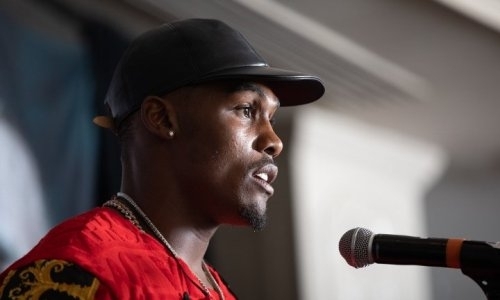 У бросавшего вызов Головкину чемпиона мира возникли проблемы с законом