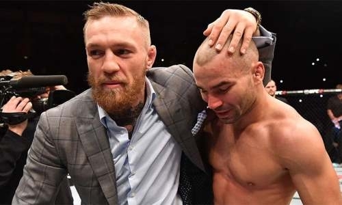 «К нам домой приходили с оружием. Решили, что надо куда-то свинтить». Одноклубник Макгрегора — о жизни в России