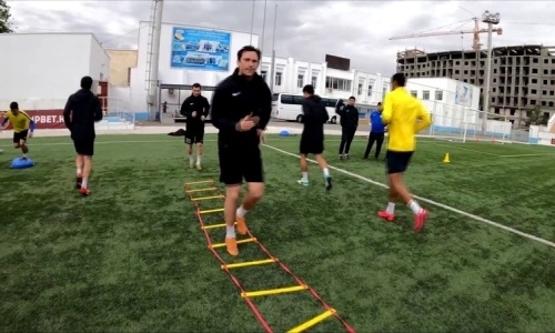 Фото и видео тренировки «Каспия» после карантина