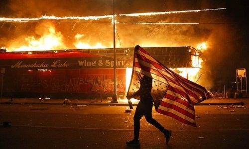 «Я реально в шоке». Аида Сатыбалдинова рассказала о погромах в США