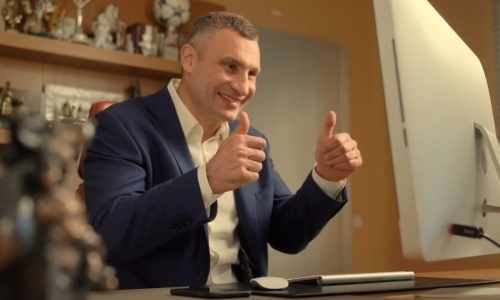 Виталий Кличко научил Арнольда Шварценеггера признаваться в любви по-украински. Видео