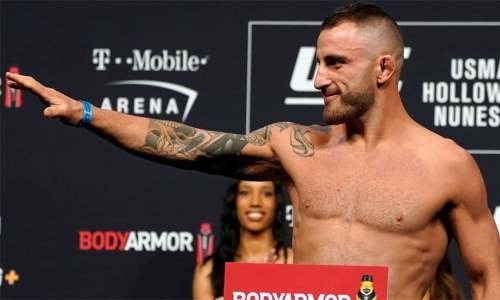 «Кто бы не хотел такой бой?» Чемпион UFC готов подняться в весе ради поединка с Макгрегором