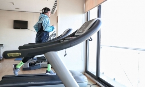 Сборная Казахстана по боксу приступила к тренировкам перед турниром в Сербии. Видео