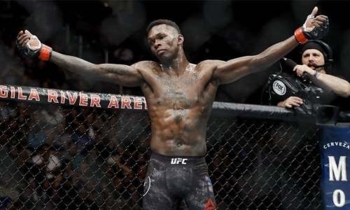 «Надоело видеть, как люди убивают друг друга». Непобежденный чемпион UFC выступил на митинге в США. Видео