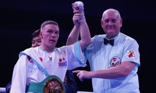 Непобежденный казахстанский боксер собрался стать чемпионом мира