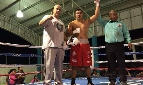 Непобежденный казахстанский тяжеловес оригинально выступил против расизма