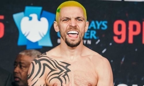 «Нам продают новости». Скандальный боксер оценил события в мире и показал трогательное фото