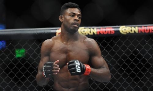 «Чертов ниндзя, он нокаутировал меня на тренировке». Российский боец удивил звезду UFC