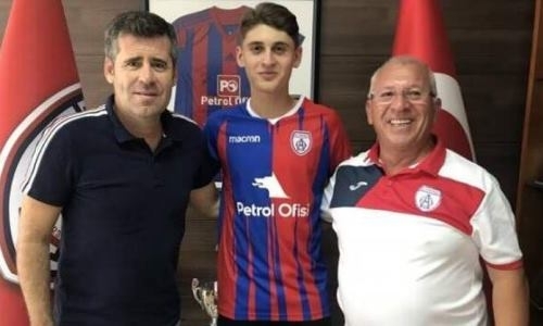 «Он будет стоить 80 миллионов евро». В турецком клубе рассказали о будущем юного таланта из Казахстана