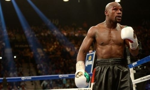 «Он был моим кумиром». Чемпион мира WBO собрался превзойти Флойда Мэйвезера