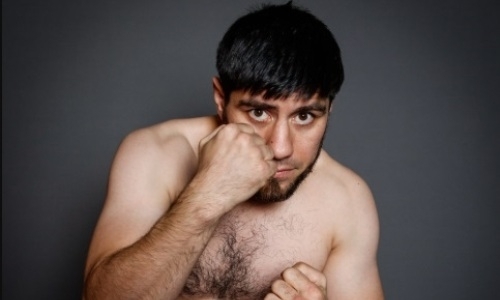 «Идите в задницу, мне насрать на ваше мнение!». Казахстанский боксер с 14 победами в профи жестко ответил своим хейтерам