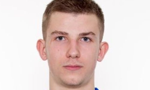 Российский хоккеист покинул «Темиртау» и нашел себе новый клуб