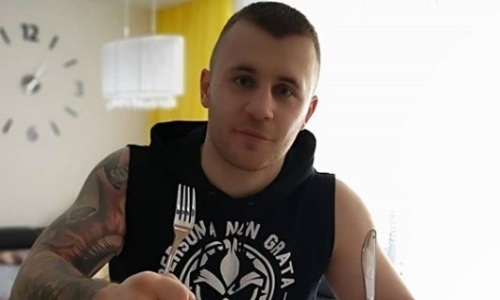 «Каждый должен пройти это». Соперник Головкина объявил голодовку перед боем с ним