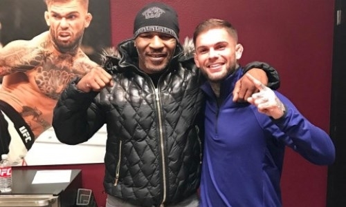 Майк Тайсон обратился к Коди Гарбрандту после его яркой победы нокаутом на UFC 250