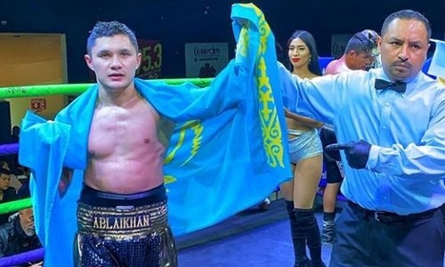Непобежденный казахстанский боксер вернулся на родину