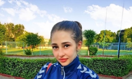 Самая красивая боксерша РК выиграла конкурс на «бой с тенью»