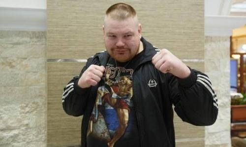 Бойца ММА Вячеслава Дацика осудили на один год за незаконное пересечение границы