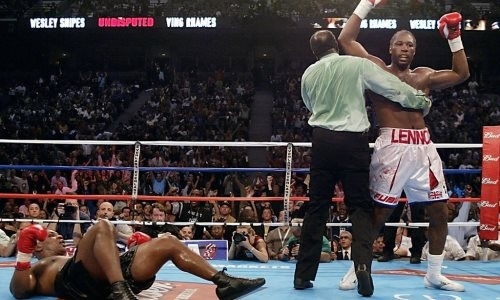 Ровно 18 лет назад Леннокс Льюис отправил Майка Тайсона в тяжелый нокаут. Видео