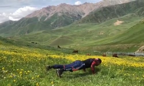 «Жайлау training». Айдос Ербосынулы показал очередное видео тренировок в горах