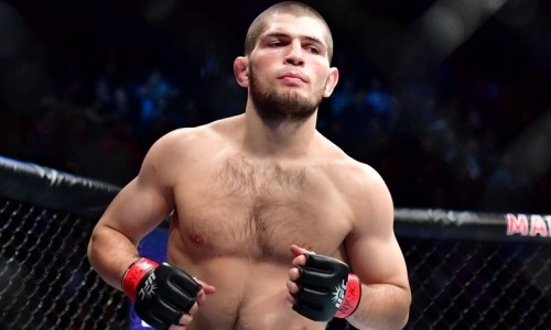 «Он просто накидал... Шучу, не накидал». Хабиб Нурмагомедов отреагировал на интервью Кормье