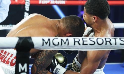 Видео тяжелого нокаута, или Как Шакур Стивенсон жестким хуком по печени вырубил Карабайо