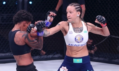 «Подошел познакомиться, начал меня трогать. А я ему — на с локтя!» Казахстанка Агапова пришла в UFC драться от души