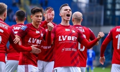 Георгий Жуков помог «Висле» одержать первую победу после рестарта сезона